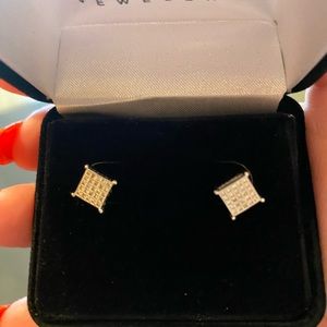 10WG Mens Diamond Earrings